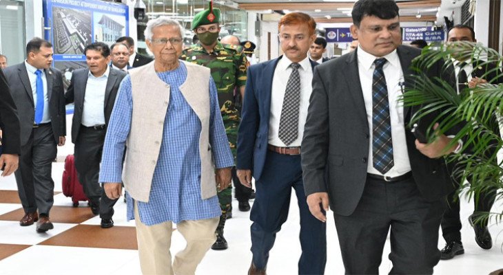 দেশে ফিরেছেন প্রধান উপদেষ্টা